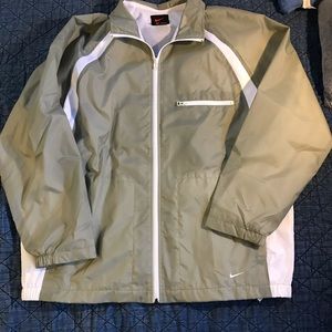 nike windbreaker